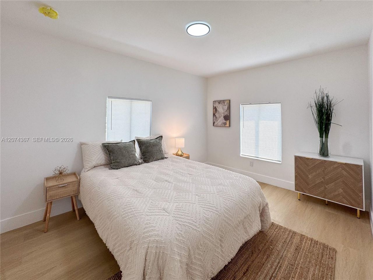 1300 NW 42nd St , Miami, FL 33142 Photo