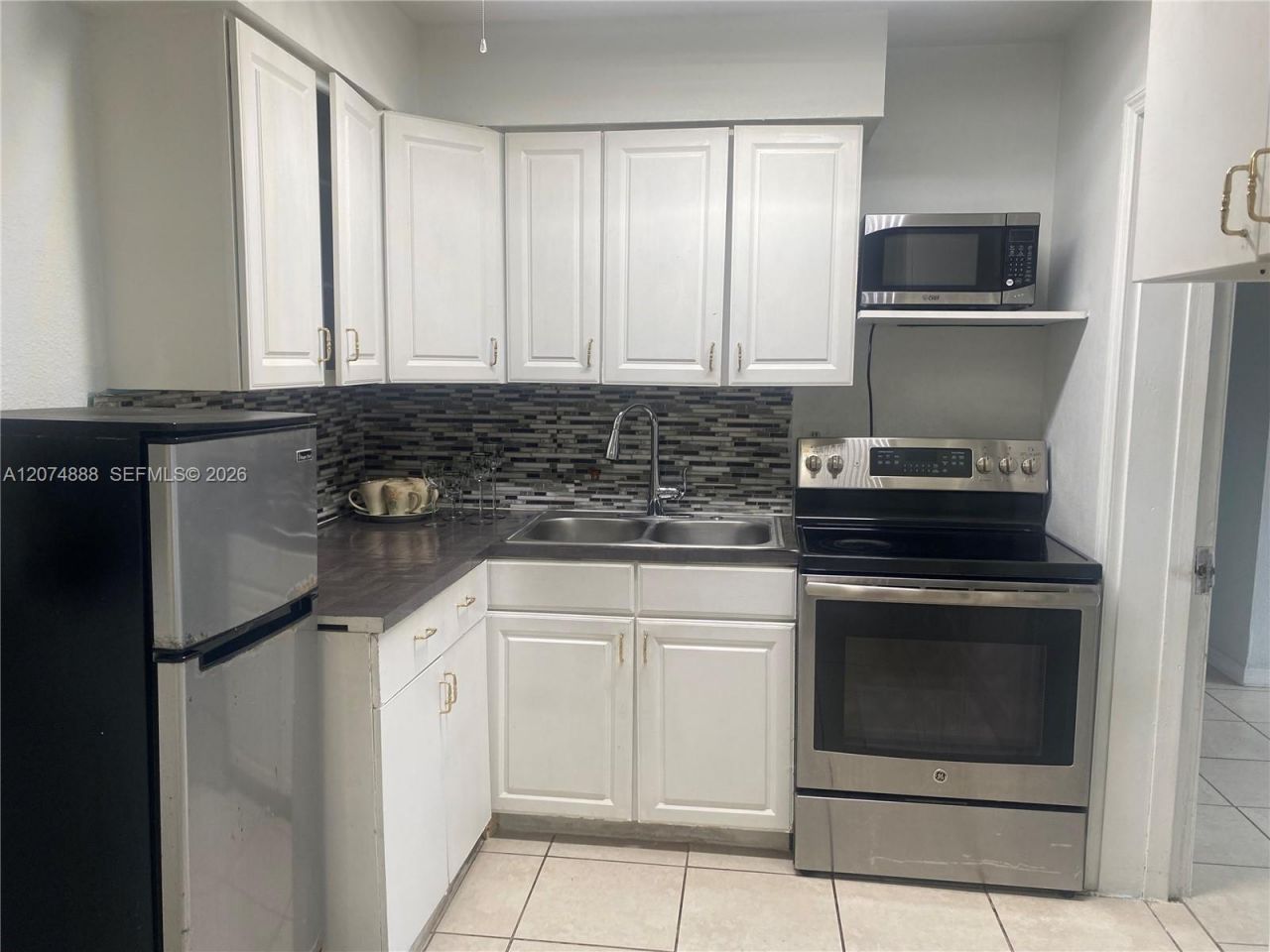1111 N Vineyard St , Unit -, Lehigh Acres, FL 33936 Photo