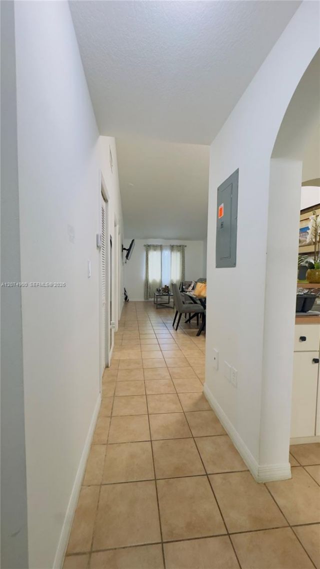 990 NE 33rd Ter, Unit 202, Homestead, FL 33033 Photo