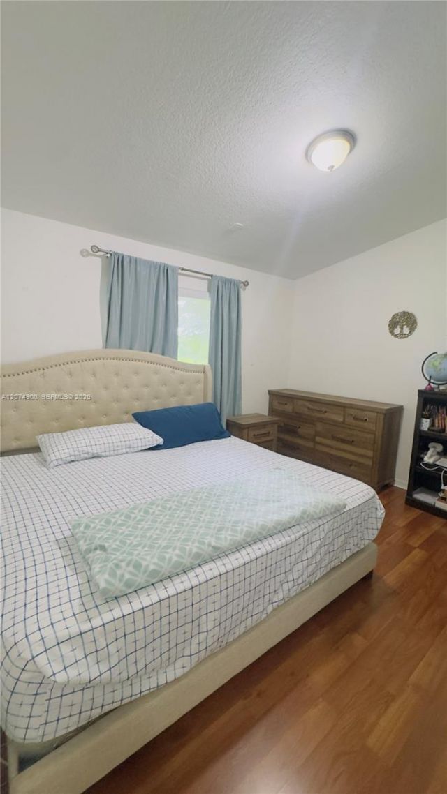 990 NE 33rd Ter, Unit 202, Homestead, FL 33033 Photo