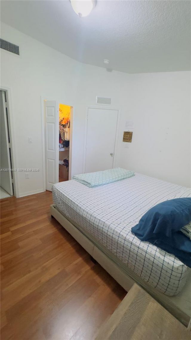 990 NE 33rd Ter, Unit 202, Homestead, FL 33033 Photo