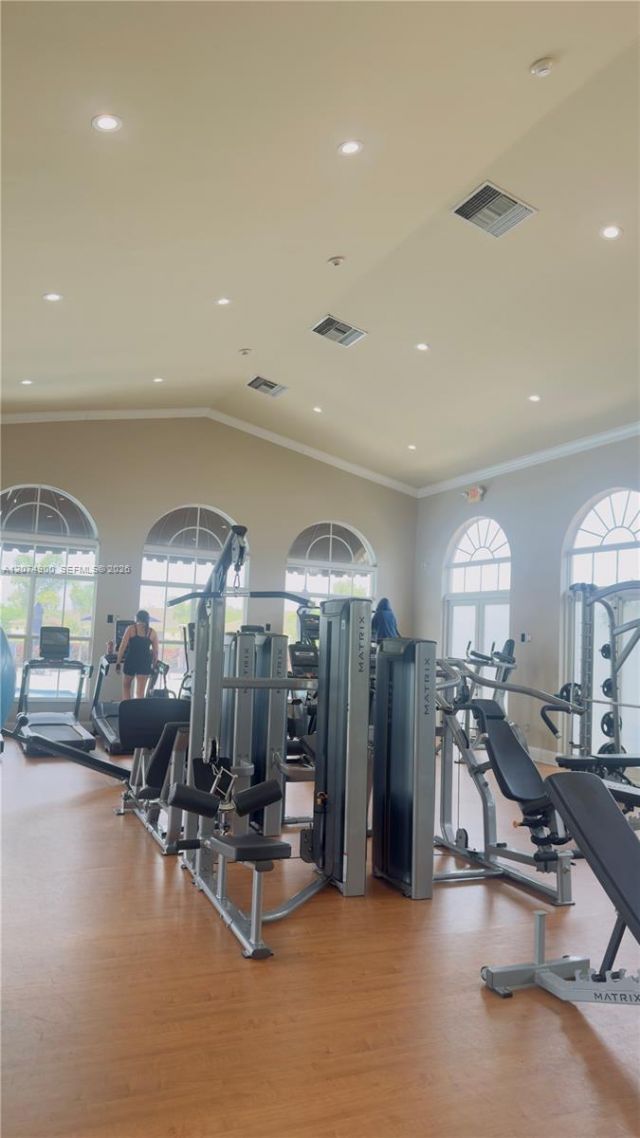 990 NE 33rd Ter, Unit 202, Homestead, FL 33033 Photo