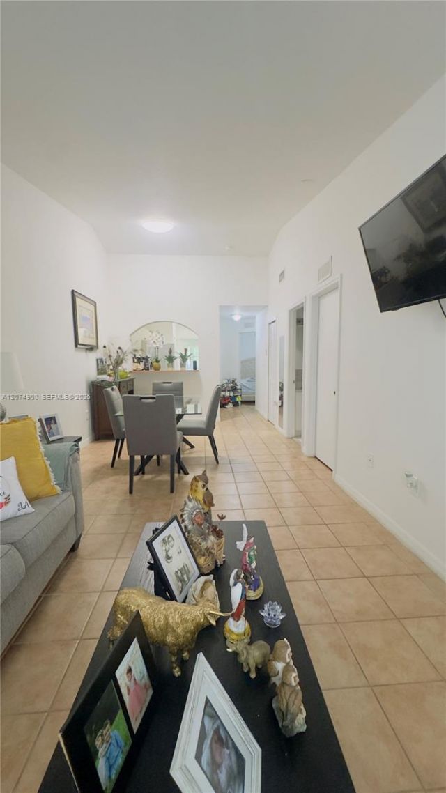 990 NE 33rd Ter, Unit 202, Homestead, FL 33033 Photo