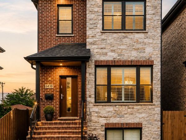 6438 W Dakin Street, Chicago, IL 60634