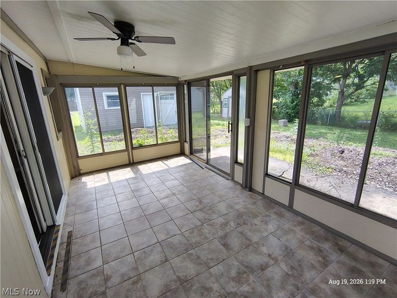 2822 Redgate Lane, Austintown, OH 44515 Photo 16