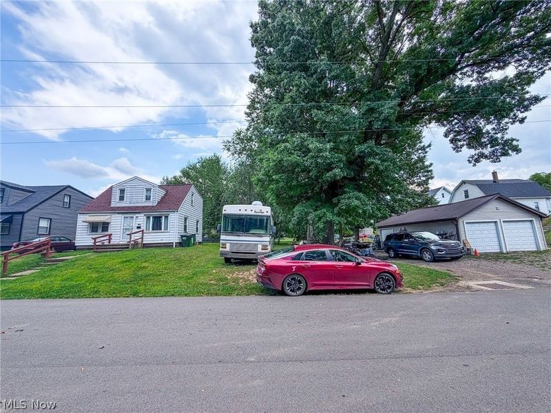 Johnson Street SE, Massillon, OH 44646 Photo 6