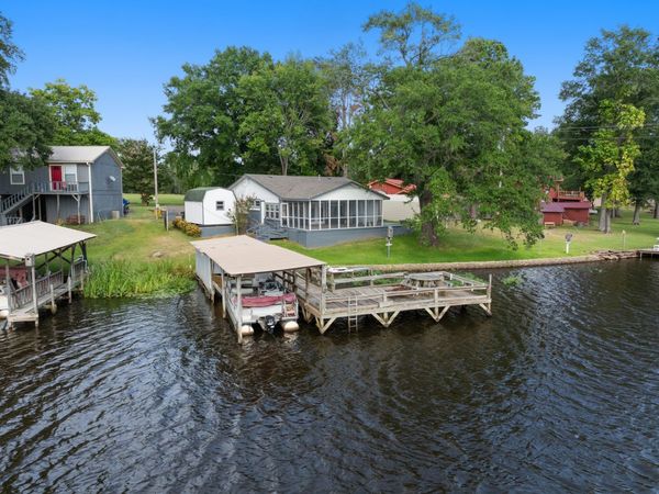 1068 Lakeside , Fort Towson, OK 74735