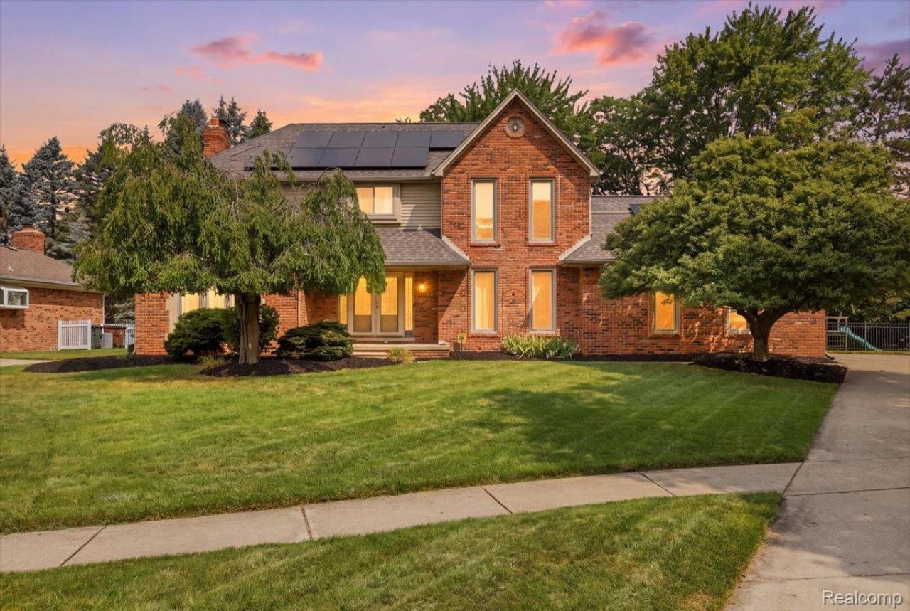 47608 Cheryl Court, Shelby Township, Mi 48315 Main Photo