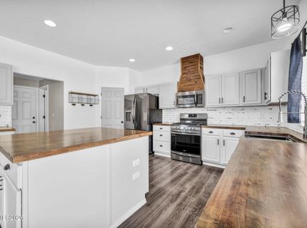 21105 Mount Evans Drive, Reno, NV 89508 Photo