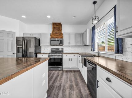 21105 Mount Evans Drive, Reno, NV 89508 Photo