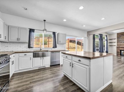 21105 Mount Evans Drive, Reno, NV 89508 Photo