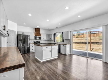 21105 Mount Evans Drive, Reno, NV 89508 Photo