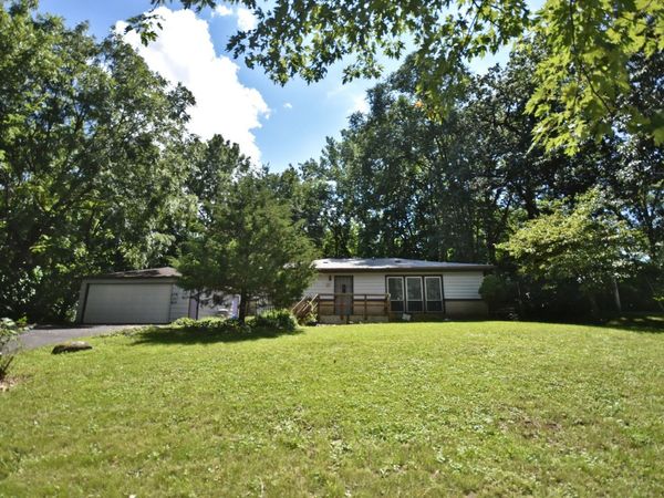 34W615 Illinois Street , St. Charles, IL 60174