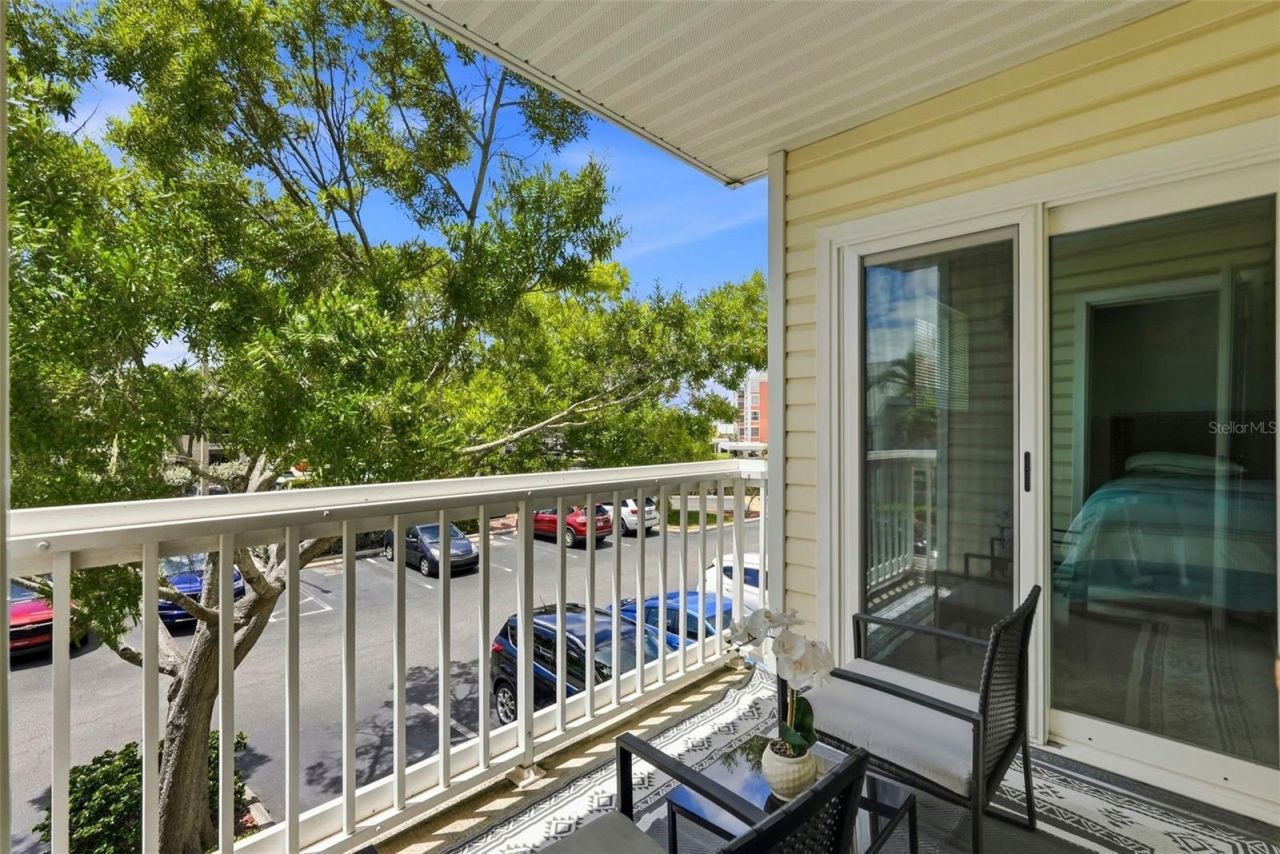 6817 Stones Throw Circle N, Unit 17208, Saint Petersburg, FL 33710 Photo