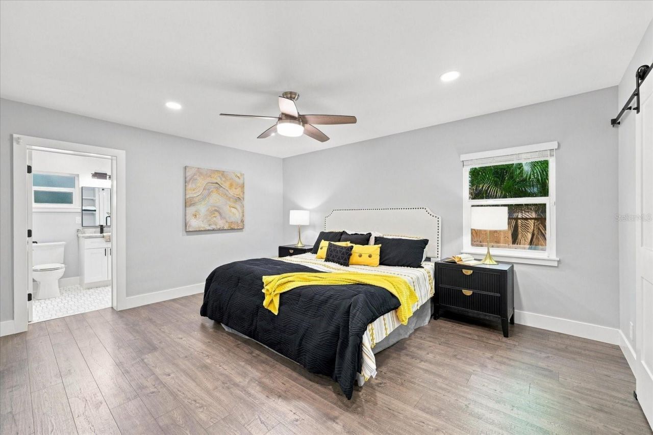 135 24th Avenue Se, Saint Petersburg, FL 33705 Photo