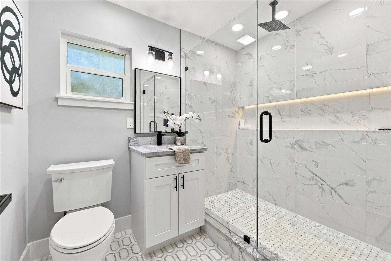 135 24th Avenue Se, Saint Petersburg, FL 33705 Photo