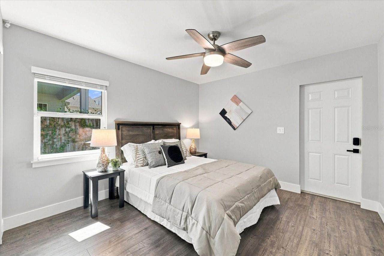 135 24th Avenue Se, Saint Petersburg, FL 33705 Photo