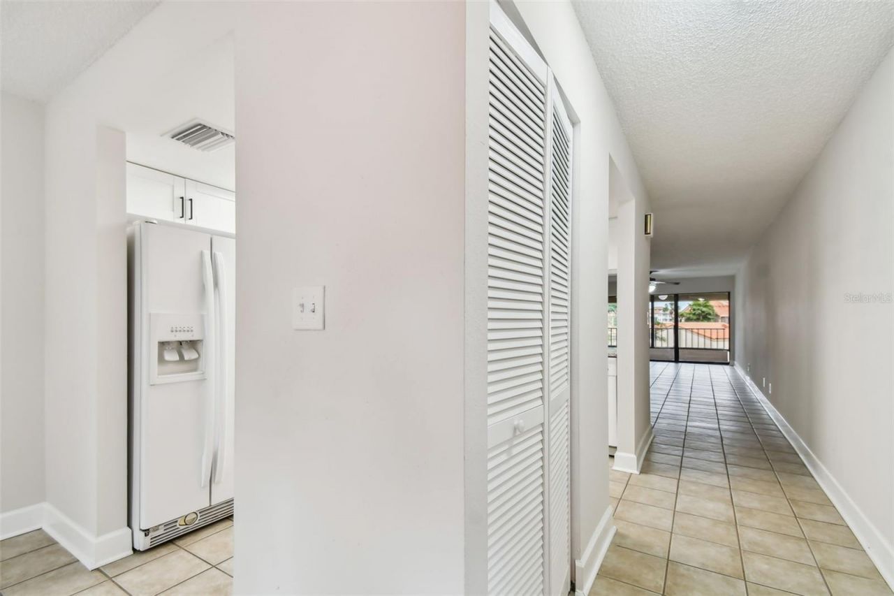 4800 Brittany Drive S, Unit 102, Saint Petersburg, FL 33715 Photo
