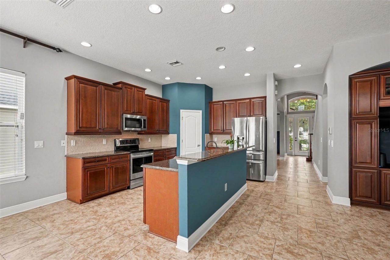 2605 Red Fern Drive, Dover, FL 33527 Photo