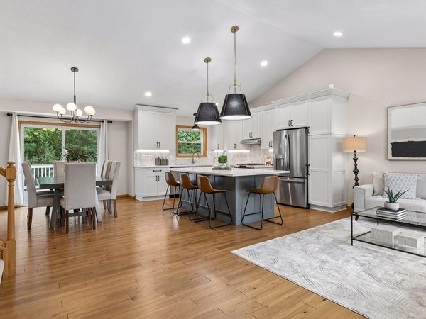 10362 Fox Run Road, Woodbury, MN 55129