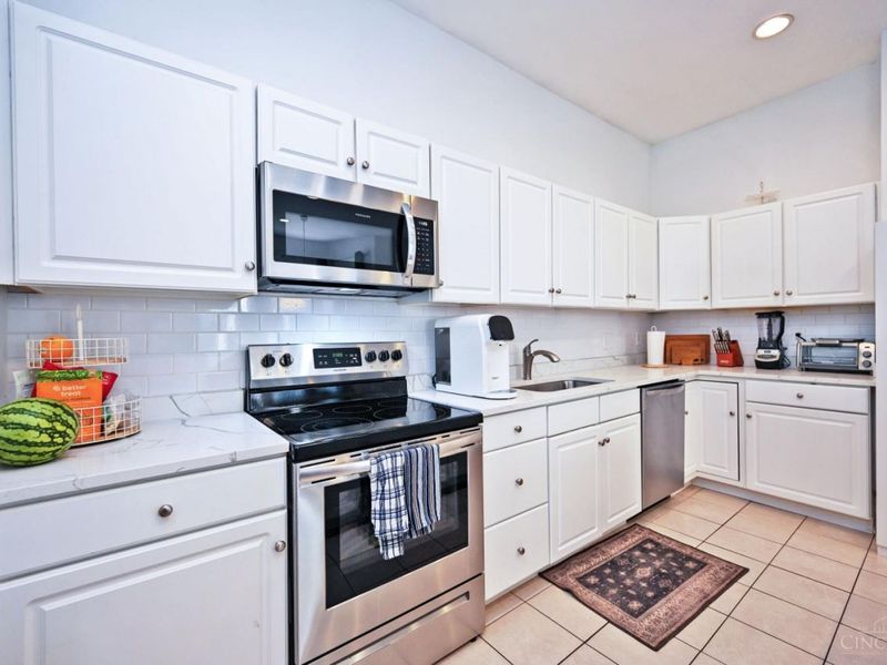 1730 Fairfax Avenue, Cincinnati, OH 45207 Photo 12