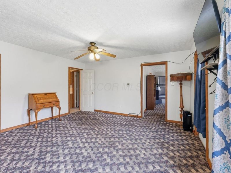 155 N Main Street, London, OH 43140 Photo 12