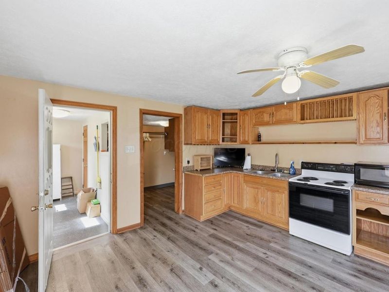 155 N Main Street, London, OH 43140 Photo 15