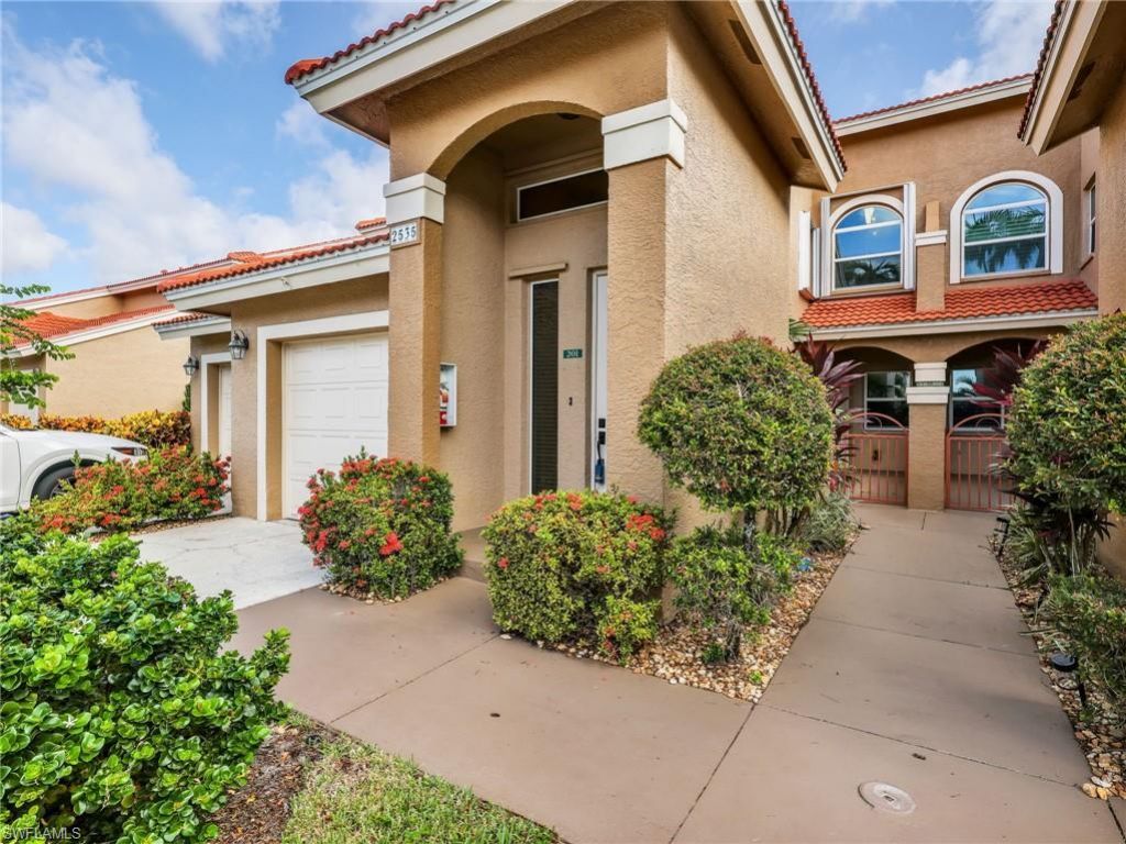 2535 Aspen Creek Ln , Unit 201, Naples, FL 34119 Photo