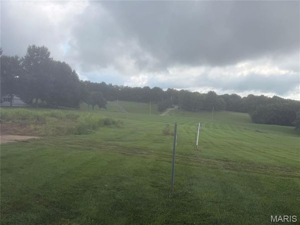 6344 Horneker Road, Pacific, MO 63069