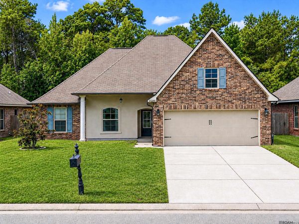 23295 Mango Dr, Denham Springs, LA 70726