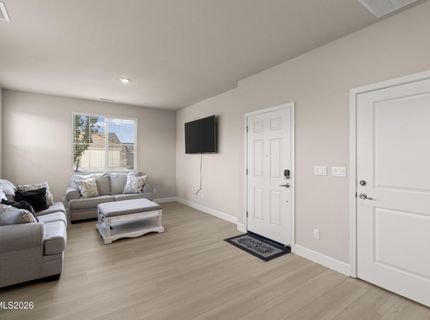 7195 Owl Vw Drive, Sparks, NV 89436 Photo
