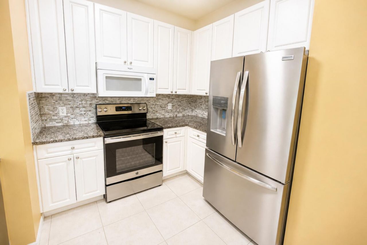 2927 Crestwood Terrace, Unit 7201, Margate, FL 33063 Photo