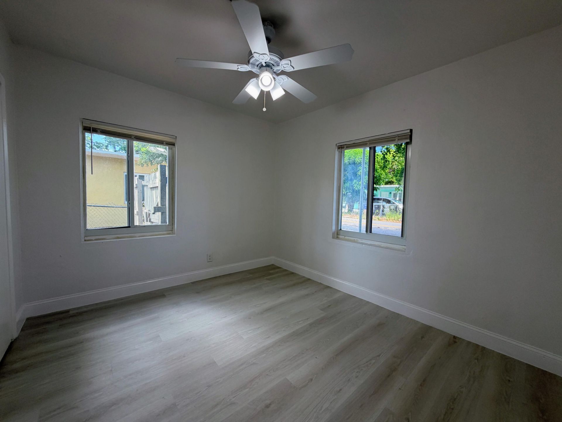 716 NW 17th Avenue, Fort Lauderdale, FL 33311 Photo