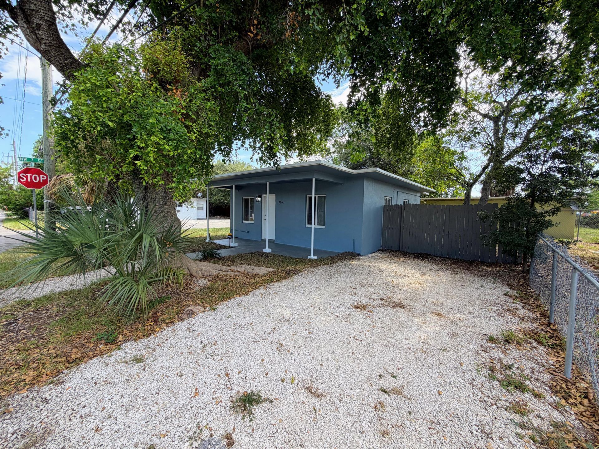 716 NW 17th Avenue, Fort Lauderdale, FL 33311 Photo