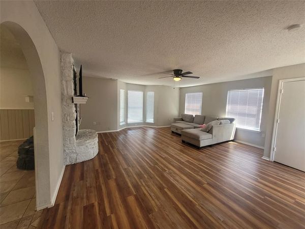1921 Pelican Drive N, Pelican Bay, TX 76020