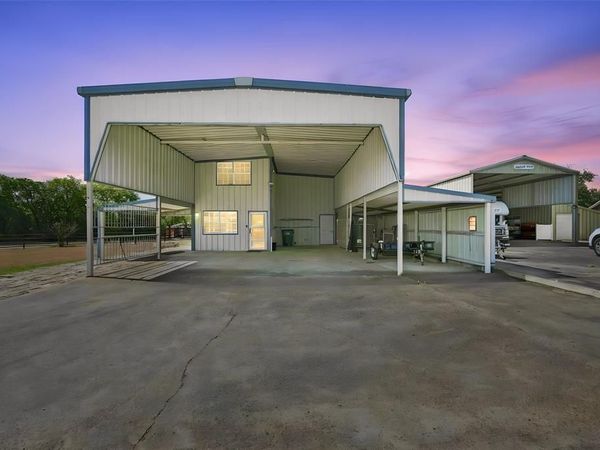 109 Yellowstone Drive , Whitney, TX 76692