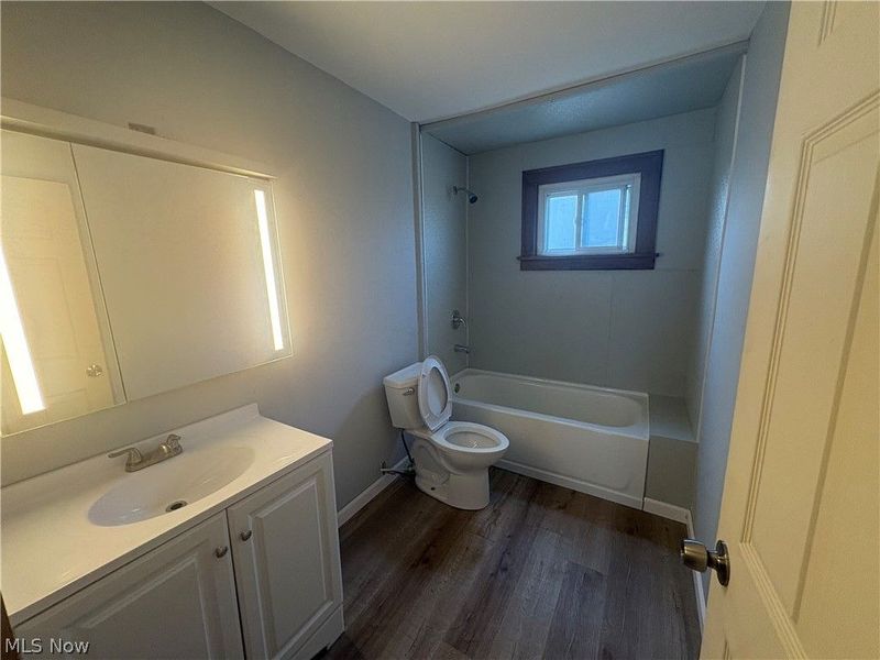 11803 Rutland Avenue , Cleveland, OH 44108 Photo 9