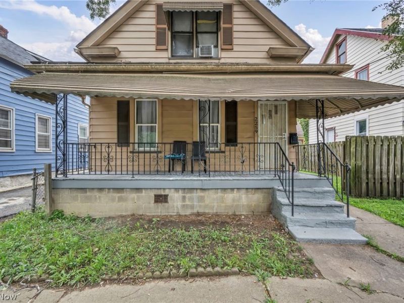 2259 W 67th Street, Cleveland, OH 44102 Photo 4