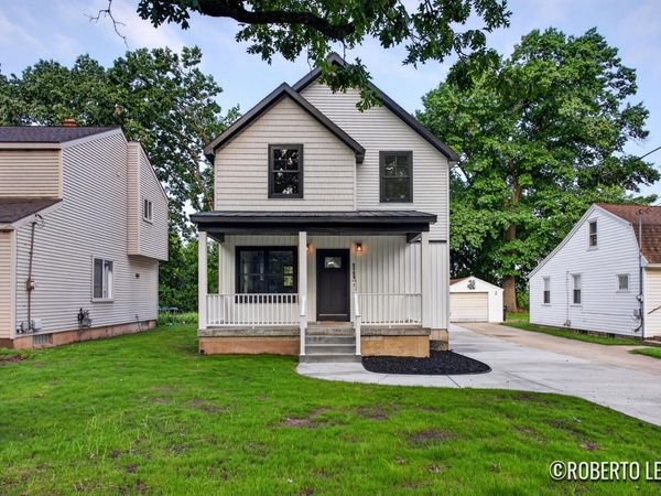 5109 Carson Avenue SW, Wyoming, MI 49548