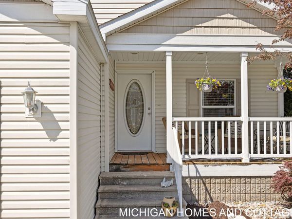 5245 W Scenic Turn Lane, Holland, MI 49423