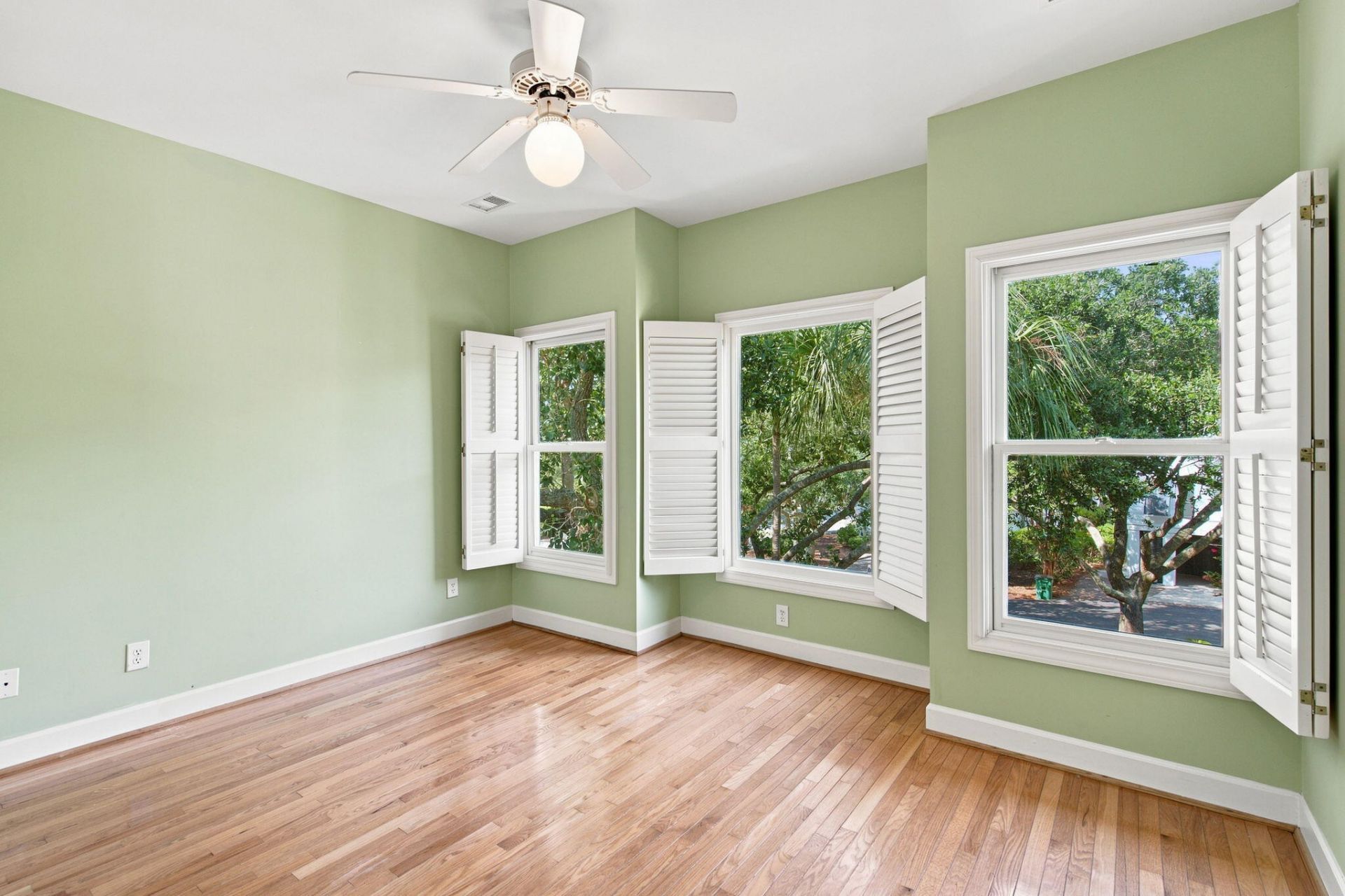 5823 Back Bay Drive Photo 46