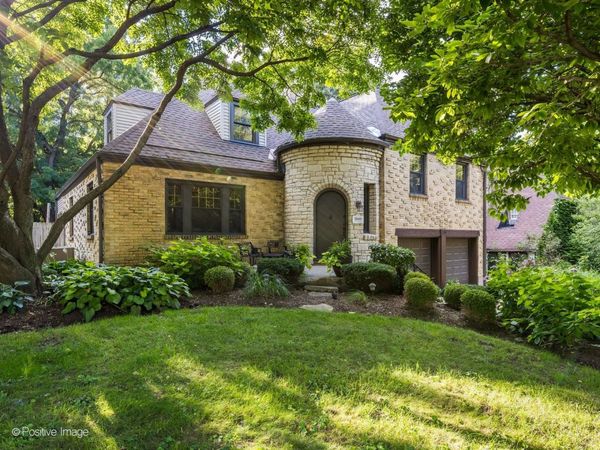 1170 Logan Avenue , Elgin, IL 60120
