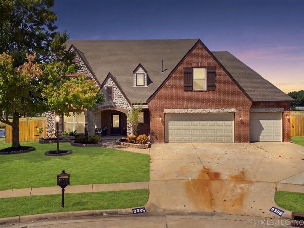 9306 N 103rd East East Avenue , Owasso, OK 74055