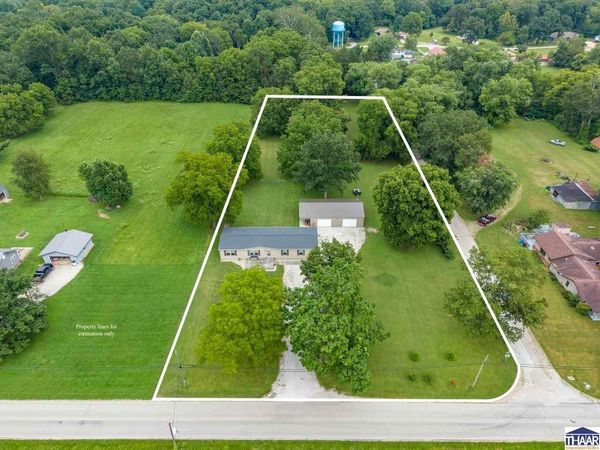 13800 S Geneva Hills Road, Clinton, IN 47842