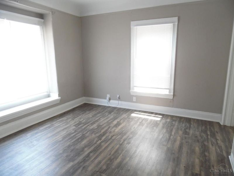 4747 Howard Avenue, Cincinnati, OH 45223 Photo 2