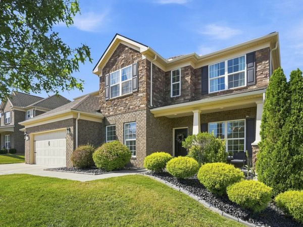 1081 Abberley Cir, Hendersonville, TN 37075