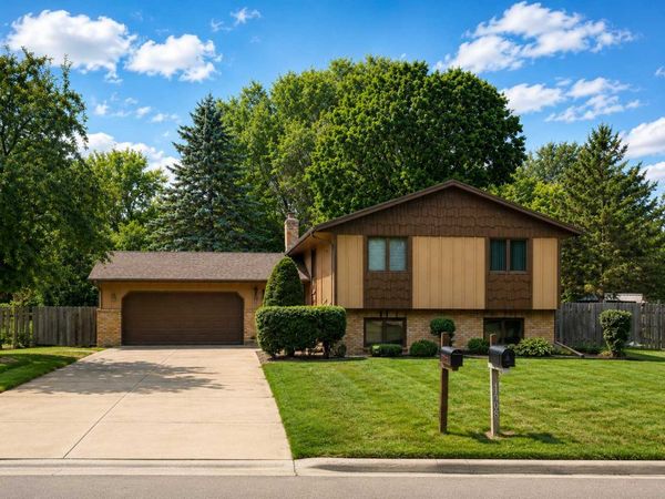 7709 Ewing Avenue N, Brooklyn Park, MN 55443