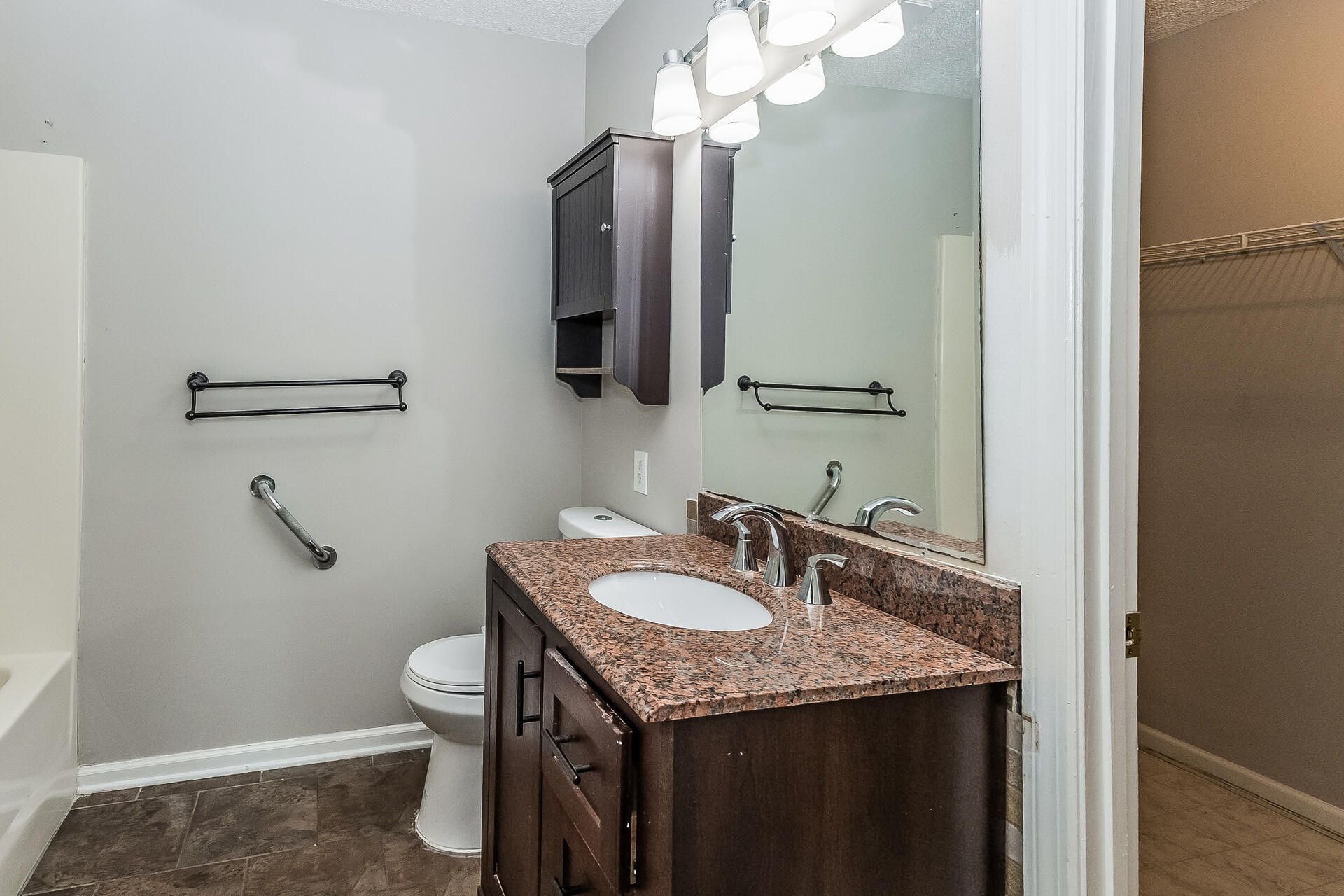 1305 Aubry Drive Photo 10