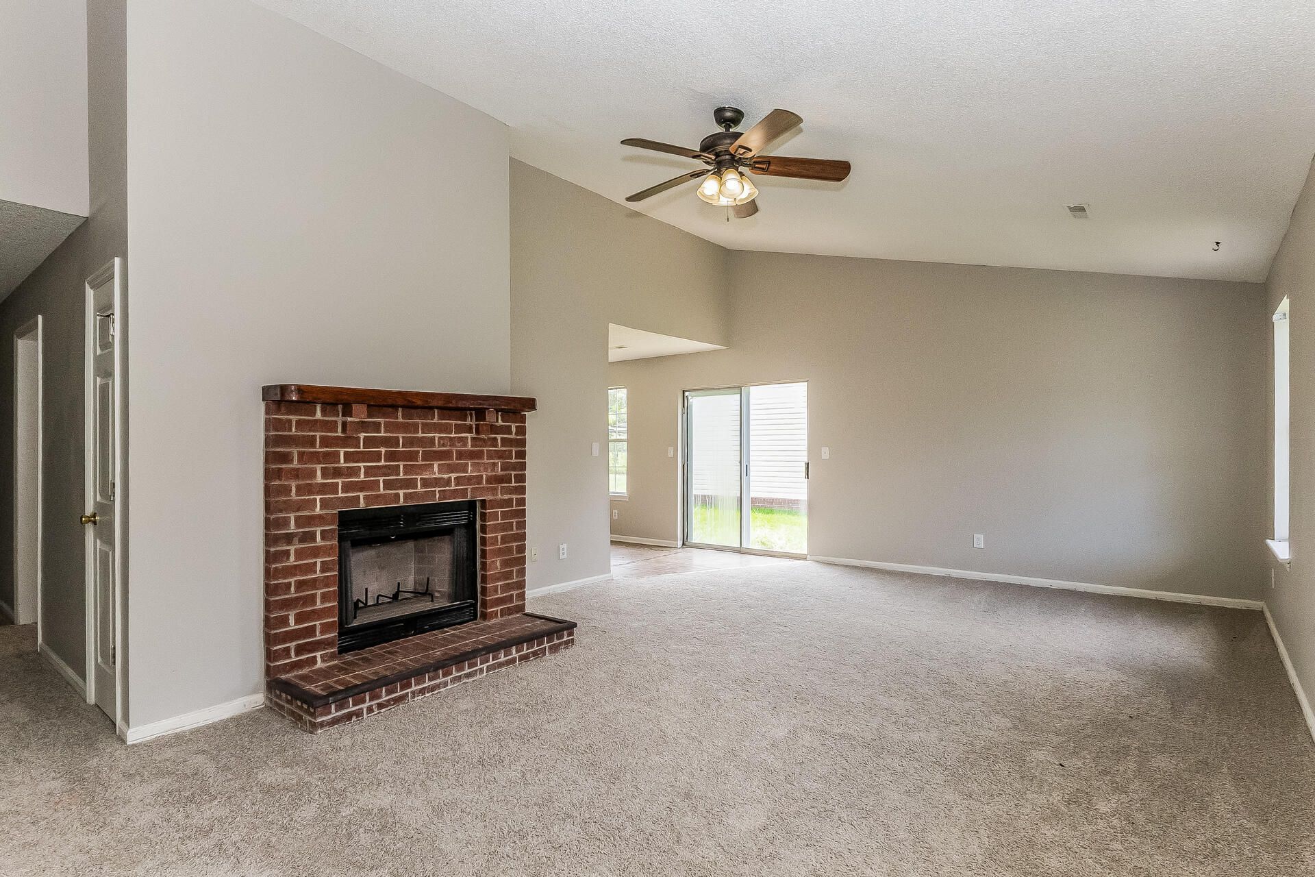 1305 Aubry Drive Photo 18