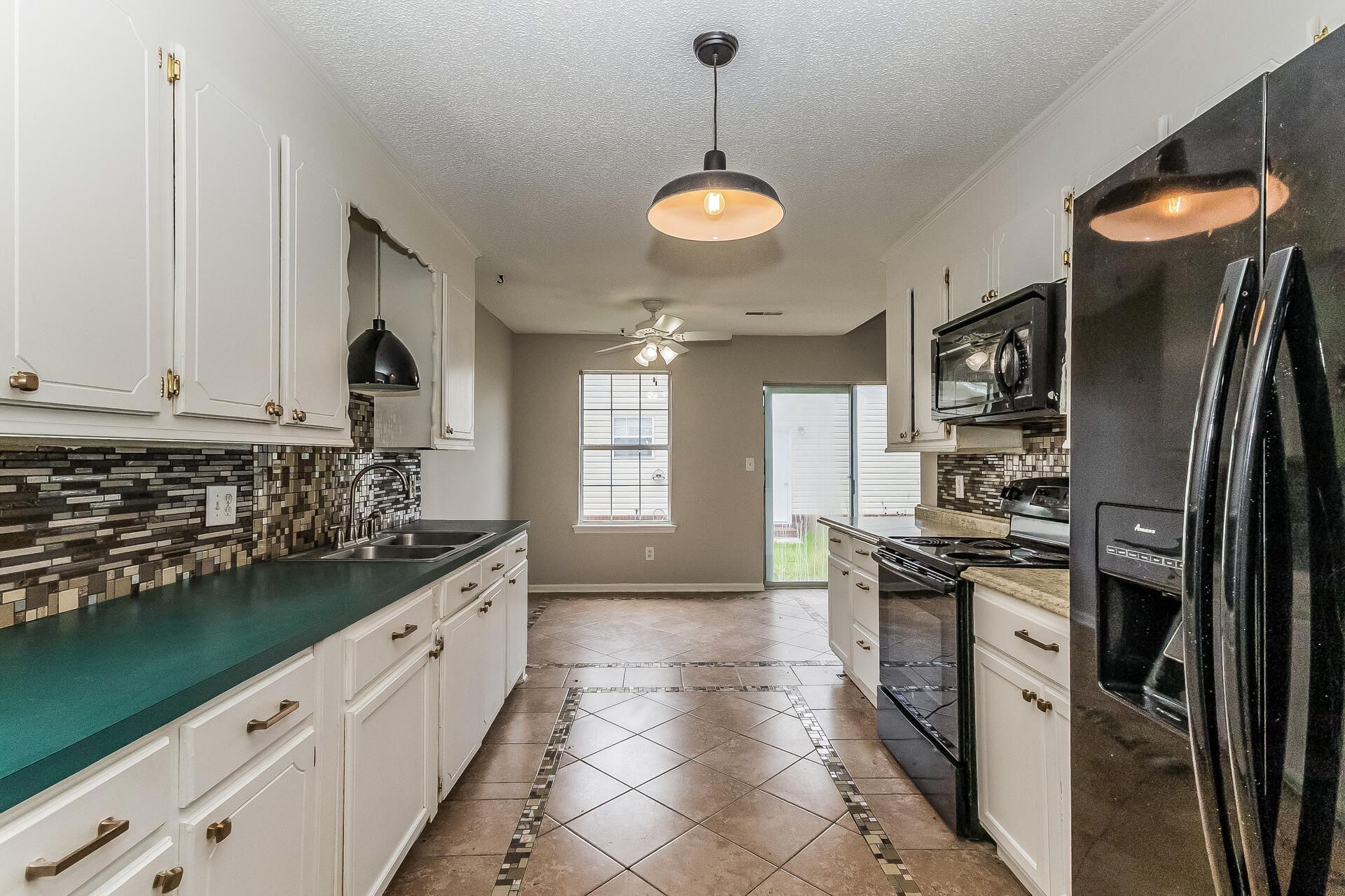 1305 Aubry Drive Photo 7